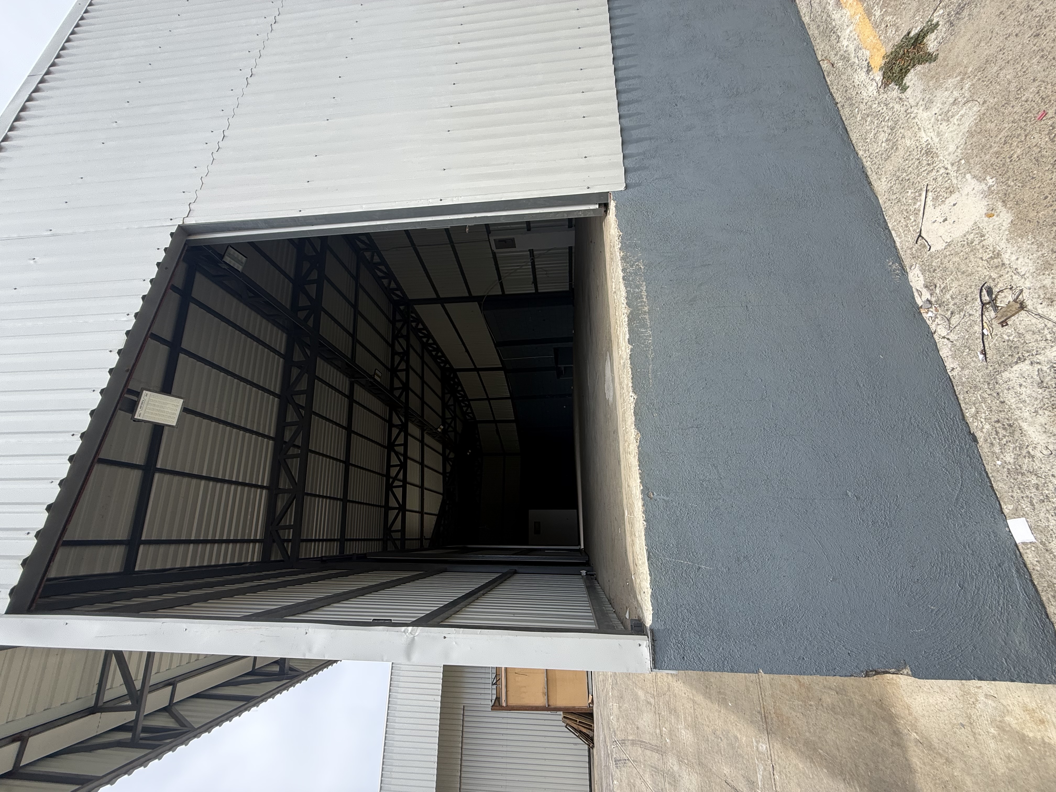 BODEGA N°7  EN RADIAL DE BELEN