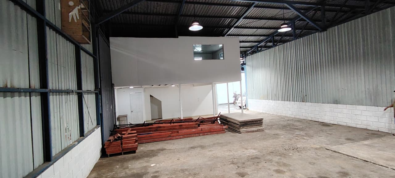 BODEGA N°4 HATILLO